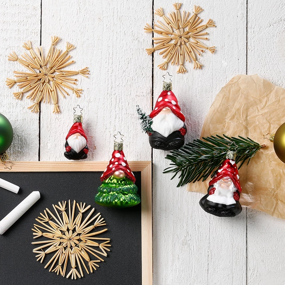 Inge Glas kerstornament - Gnome met kerstboom