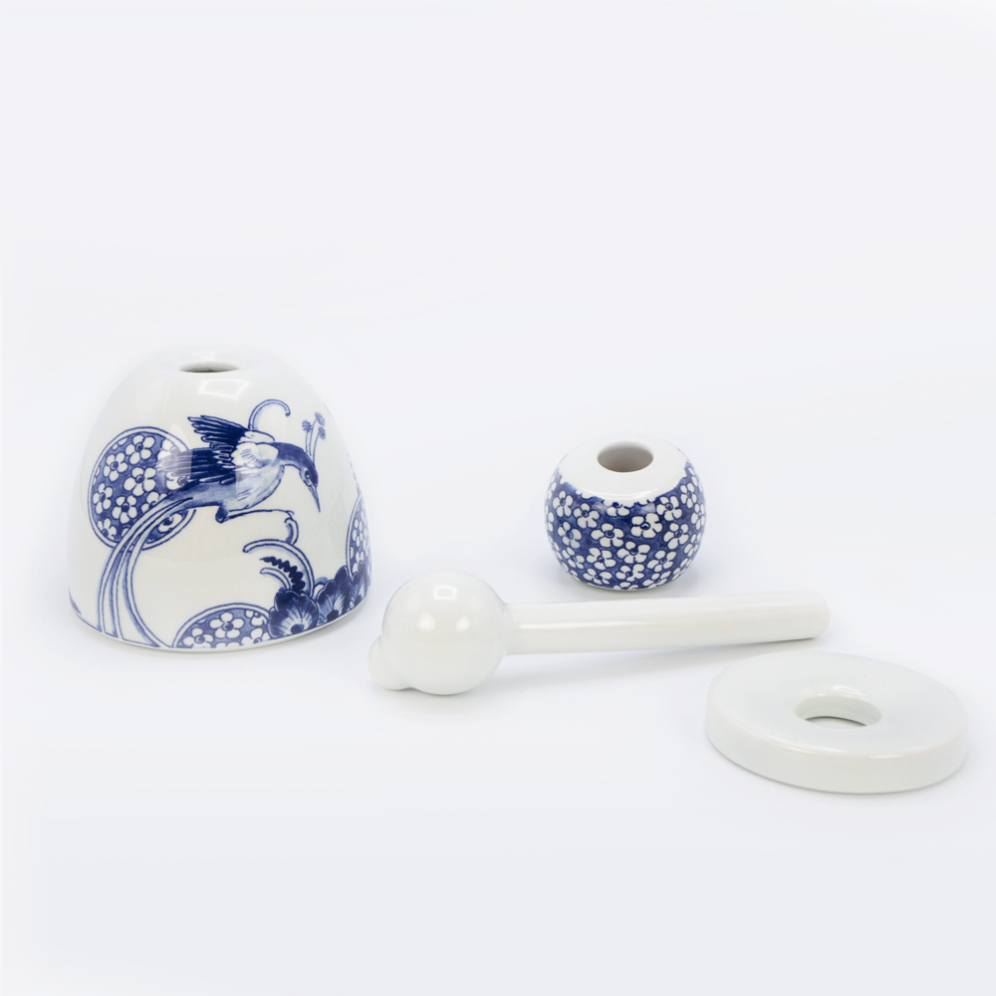 Royal Delft decoratie - Proud Mary - Flower Peacocks